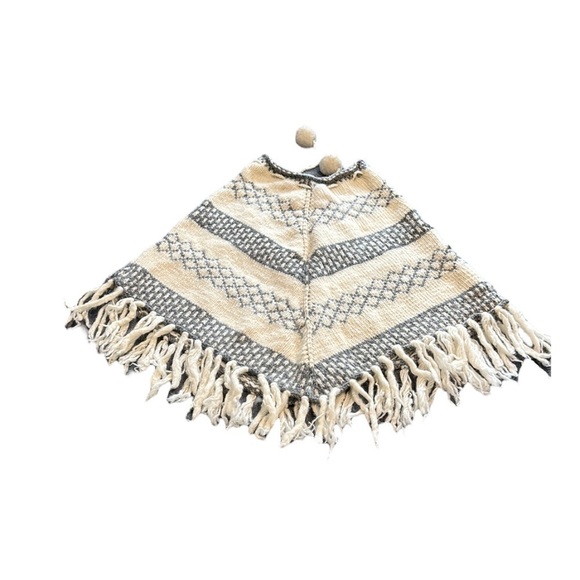 World Market Wool Hand Crafted Nepal Nepalese Knit Ivory Gray Icelandic Poncho - Picture 3 of 8